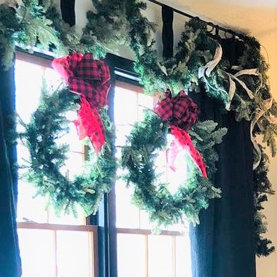 Holiday Garland & Wreaths
